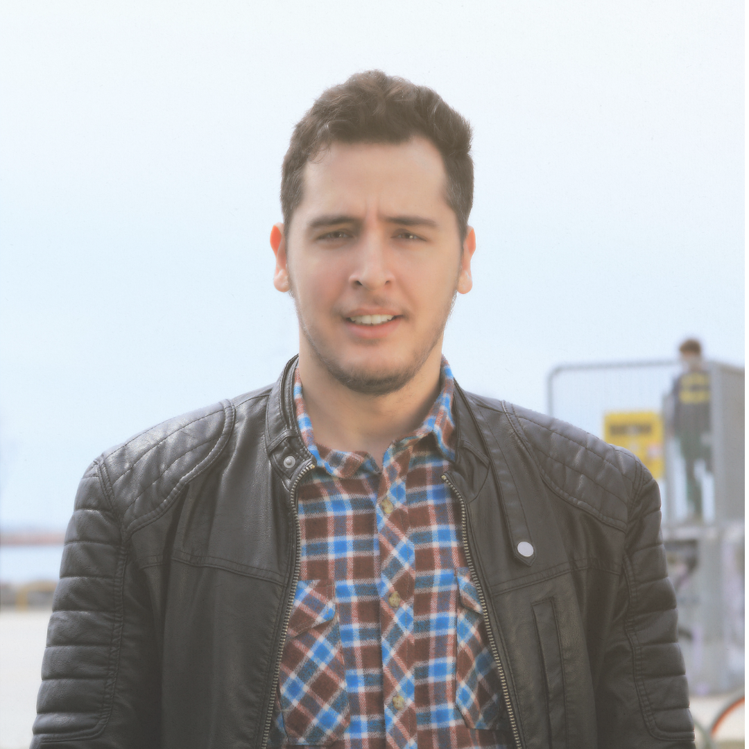 André R.